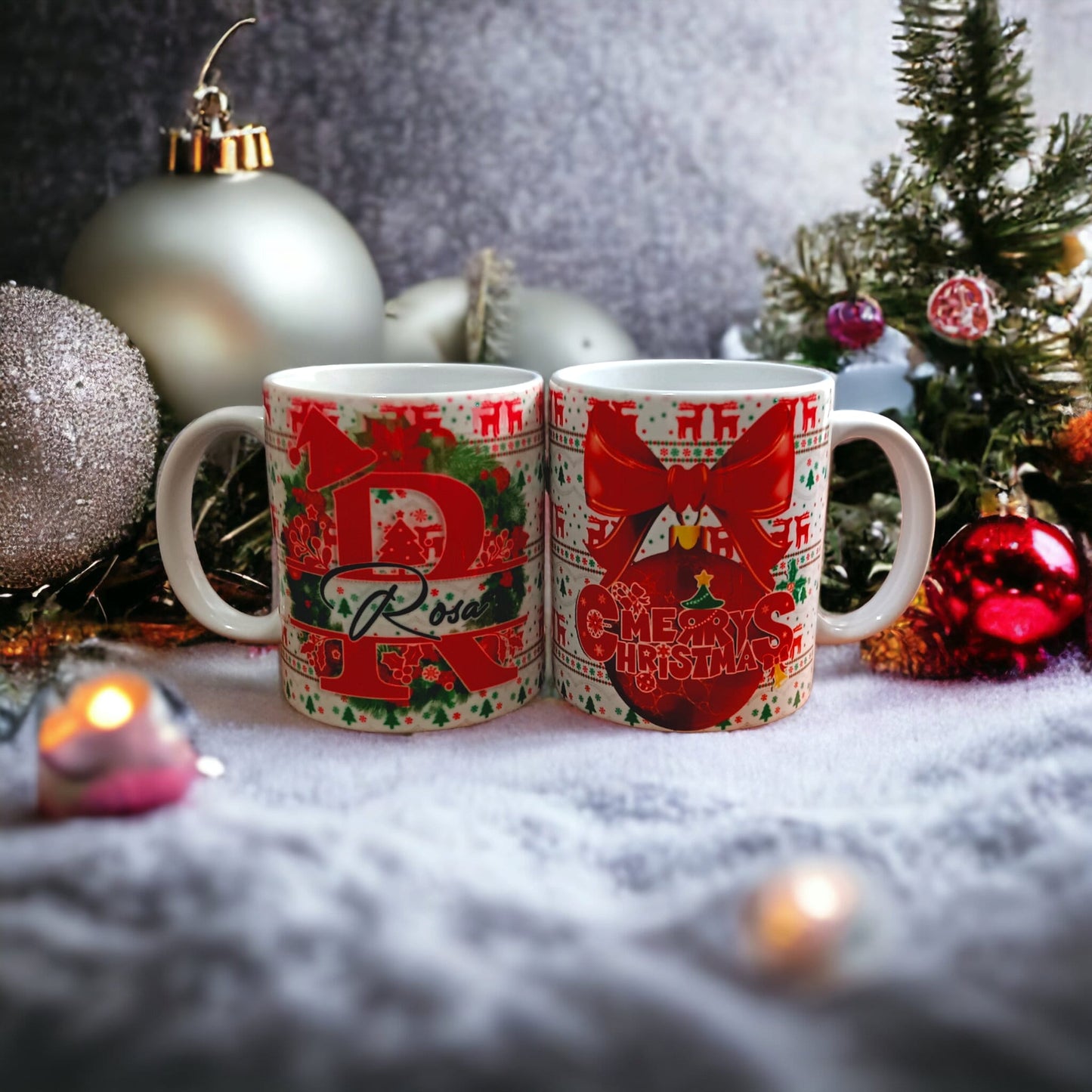 "Tazas Navideñas Personalizadas: Celebra con Tu Inicial y Nombre"