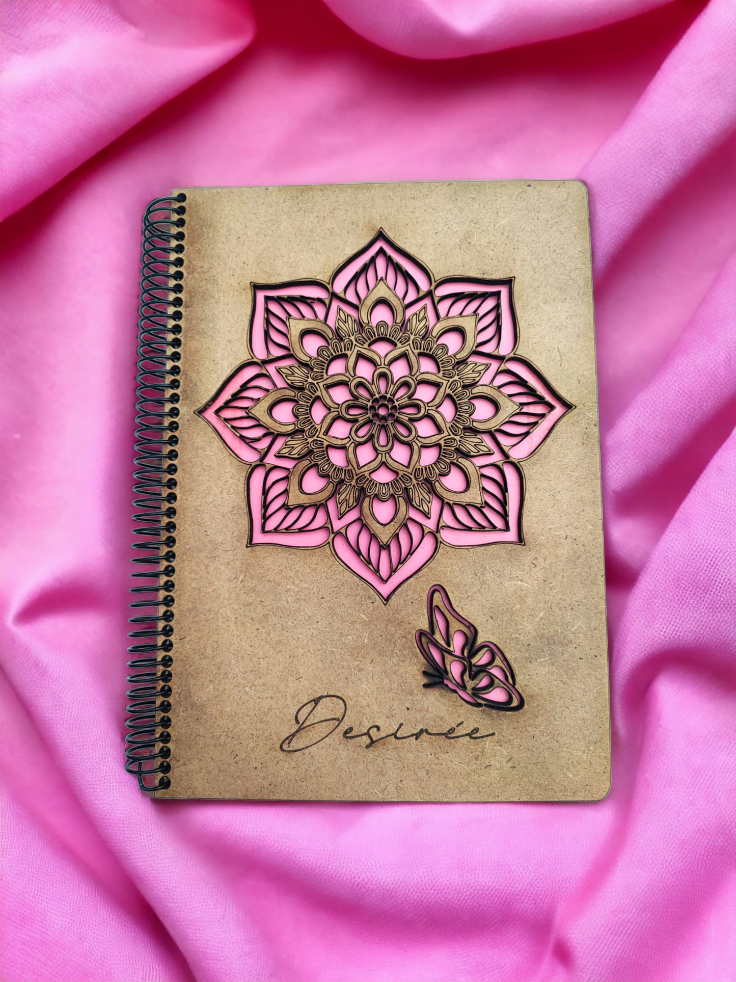 "Libretas de madera personalizadas: Regalos únicos y divertidos para capturar tus pensamientos"