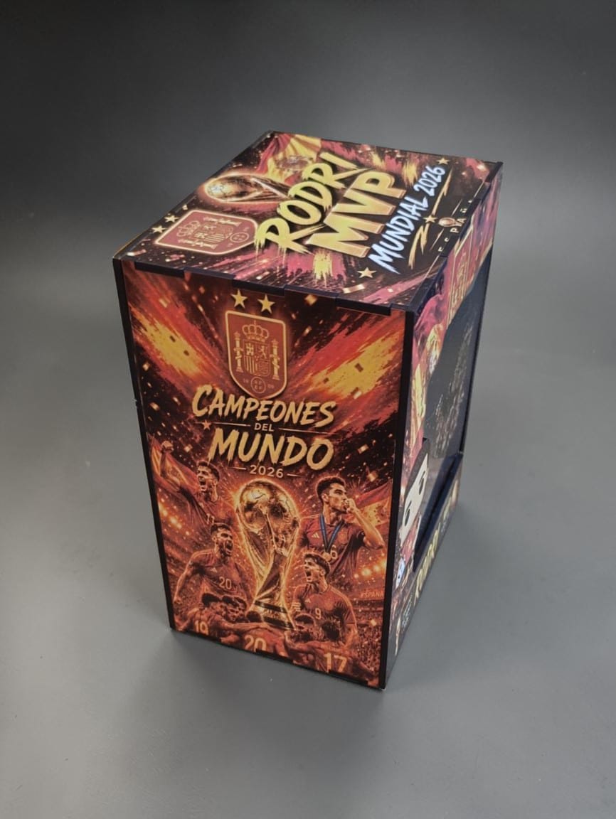 Caja Funko Personalizada de Madera Rodri MVP Mundial 2026