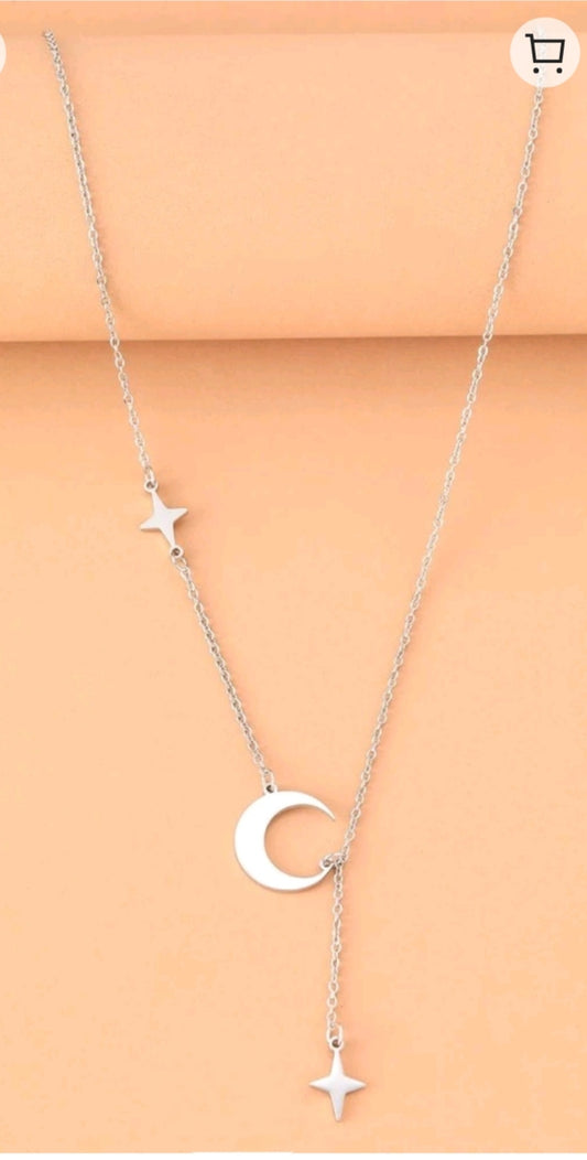 "Collares de Acero Inoxidable Luna y Estrella: Elegancia Celestial para Mujeres"