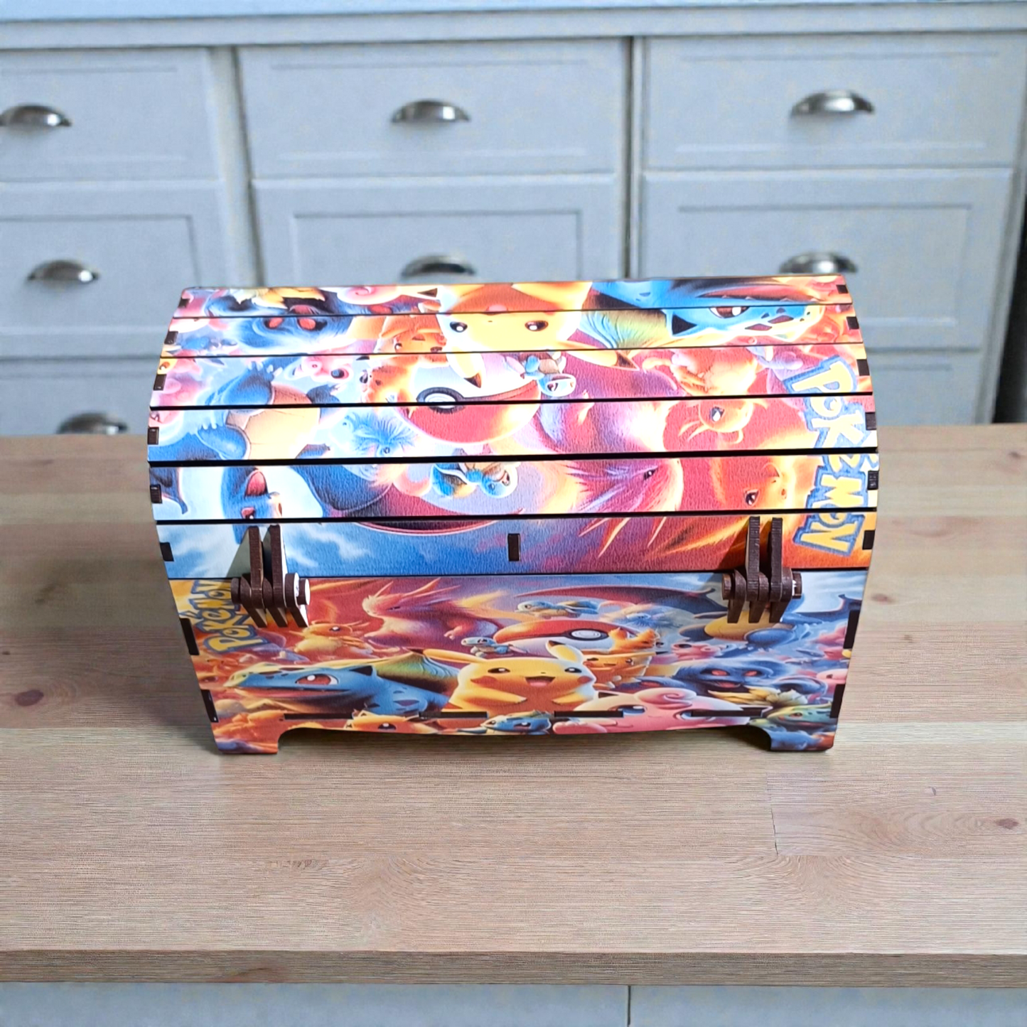 Cofre de Madera Pokémon