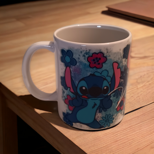 "¡Taza Personalizada de Stitch: Despierta tu Magia Disney cada Mañana!"