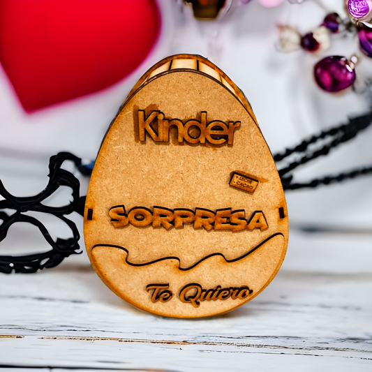 Caja de Madera Personalizada en forma de Huevo Kinder Sorpresa