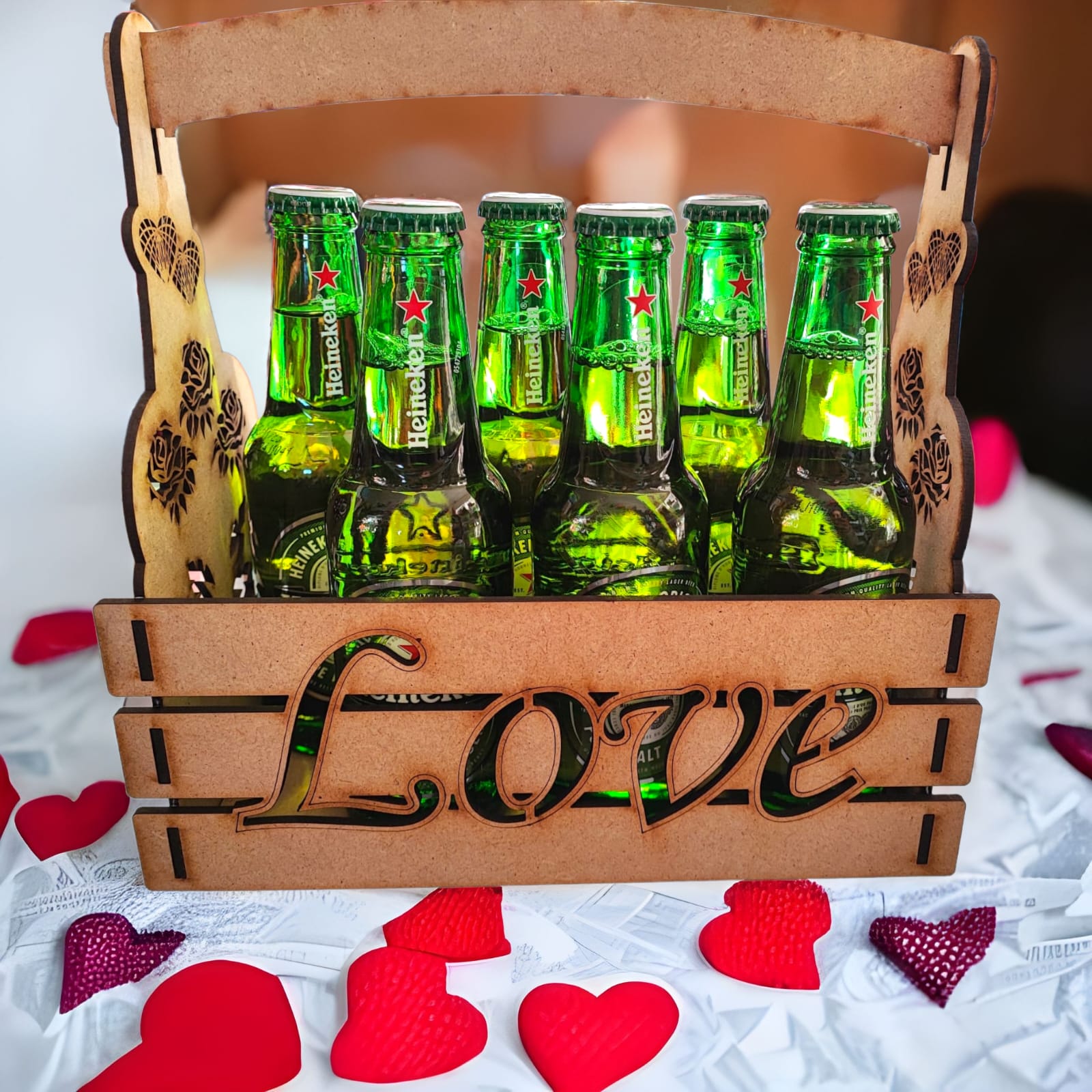 "Cesta Porta Botellines Love: El Regalo Perfecto para San Valentín" - fusoregalos